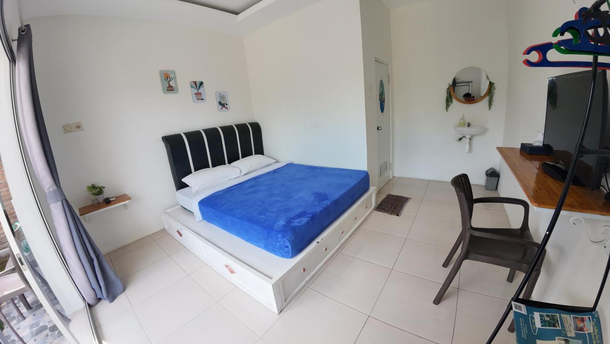 Robiu Bed & Breakfast バニュワンギ エクステリア 写真