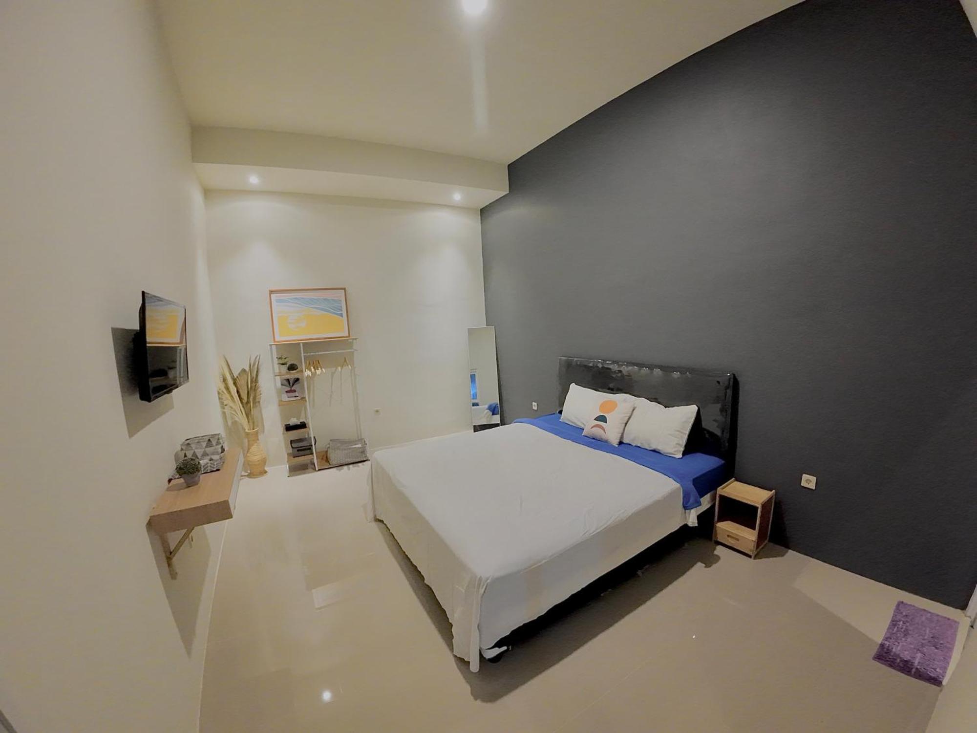 Robiu Bed & Breakfast バニュワンギ エクステリア 写真