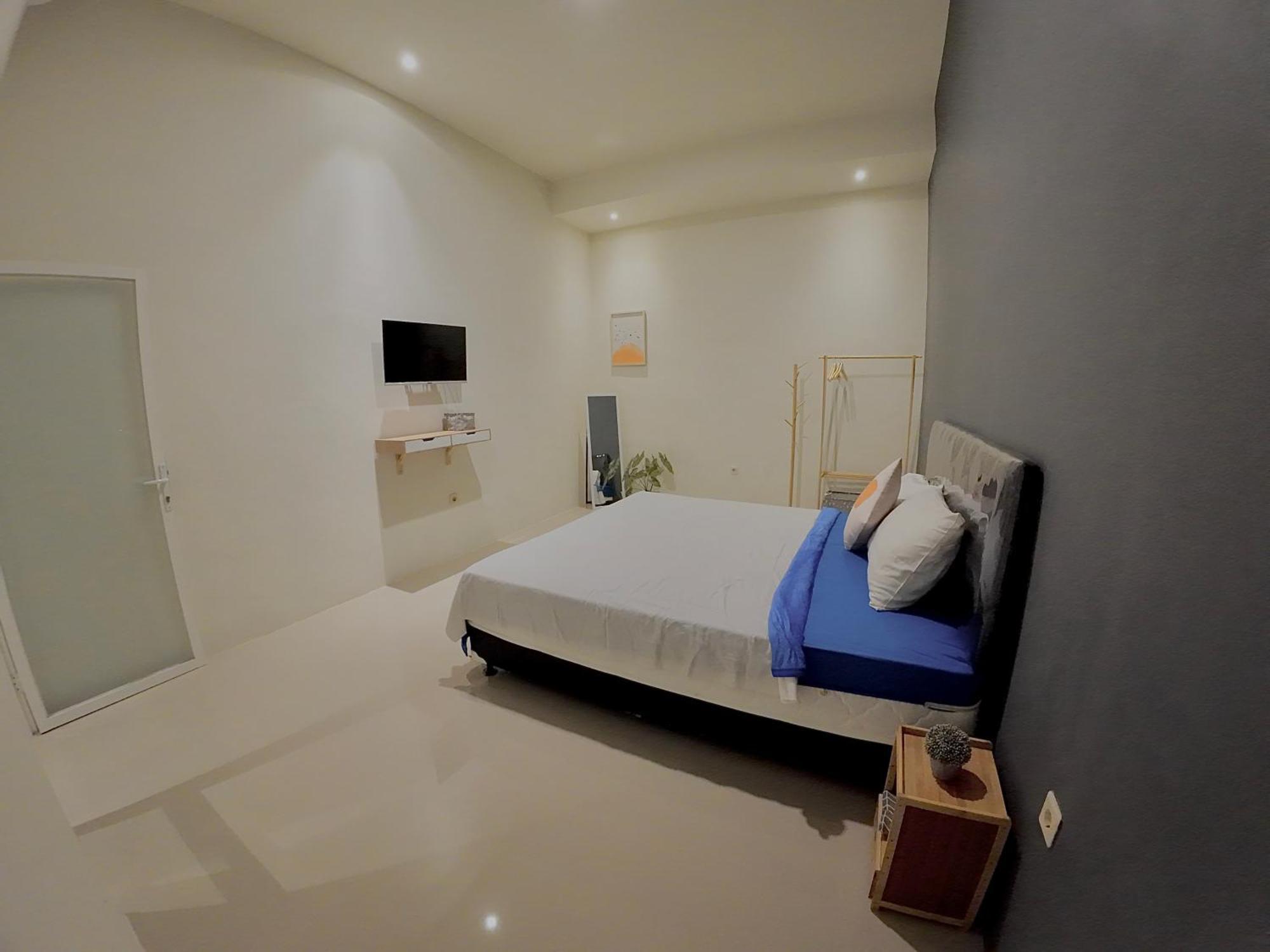 Robiu Bed & Breakfast バニュワンギ エクステリア 写真